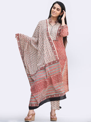 Bahaar Jumaina - Set of Kurta Pants & Dupatta - KS145A2442D