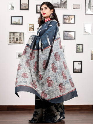 Deep Indigo Ivory Hand Block Printed & Hand Brush Painted Cotton Mul Saree - S031703174