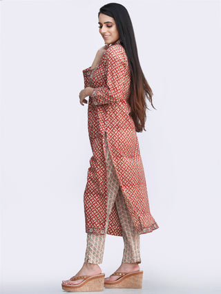 Bahaar Jumaina - Set of Kurta Pants & Dupatta - KS145A2442D