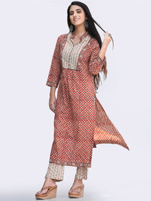 Bahaar Jumaina - Set of Kurta Pants & Dupatta - KS145A2442D
