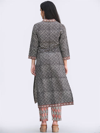 Bahaar Zaara - Set of Kurta Pants & Dupatta - KS151A2447D