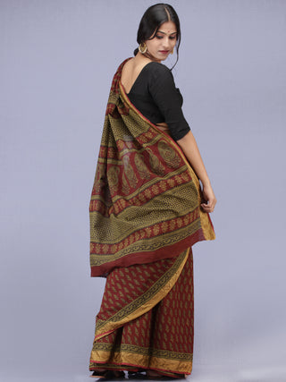Dark Maroon Green Black Bagh Printed Maheshwari Cotton Saree - S031704178