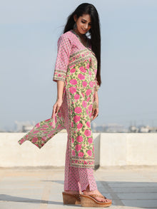 Jashn Gulab - Set of Kurta Pants & Dupatta - KS04A2493D