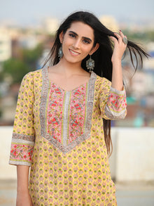 Jashn Gauher - Set of Kurta Palazzo & Dupatta - KS60V2492D