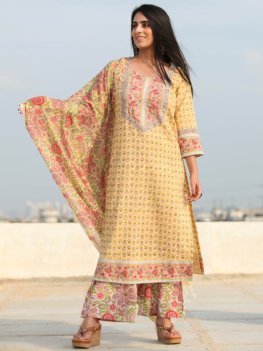 Jashn Gauher - Set of Kurta Palazzo & Dupatta - KS60V2492D