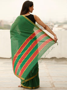 Green Red Handloom Mangalagiri Cotton Saree With Zari Border - S031703867
