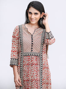 Bahaar Zehra - Set of Kurta Pants & Dupatta - KS146A2450D