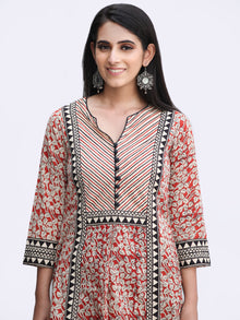 Bahaar Zehra - Set of Kurta Pants & Dupatta - KS146A2450D
