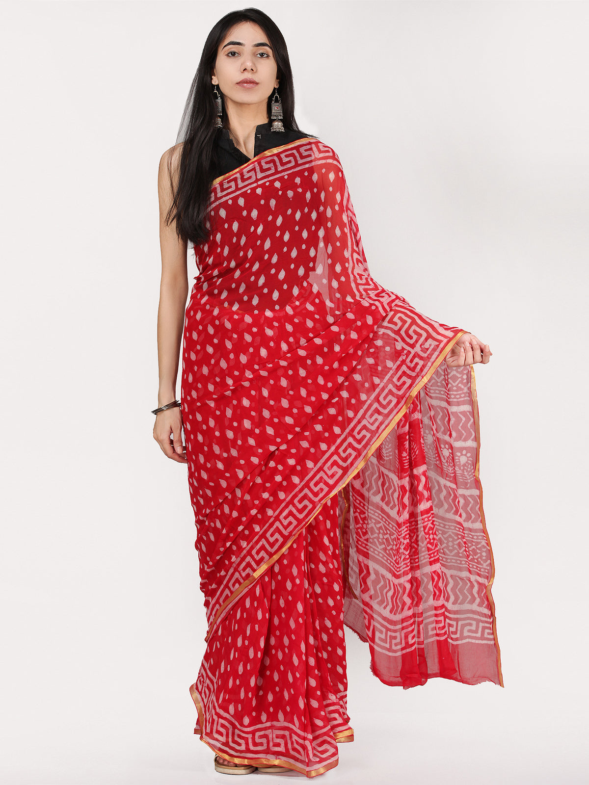 Red OffWhite Hand Block Printed Chiffon Saree With Zari Border - S031704702