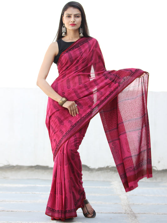 Pink Red Black Bagh Hand Block Printed Cotton Saree - S031703891
