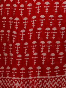 Red White Hand Block Printed Chiffon Saree with Zari Border - S031703228