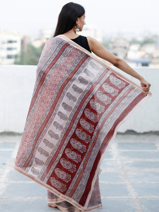 Light Beige Maroon Black Bagh Hand Block Printed Maheswari Silk Saree - S031703845