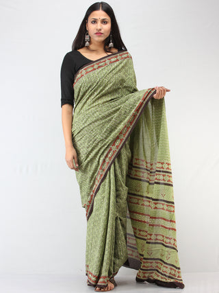 Green Red Black Hand Block Printed Cotton Mul Saree - S031704477