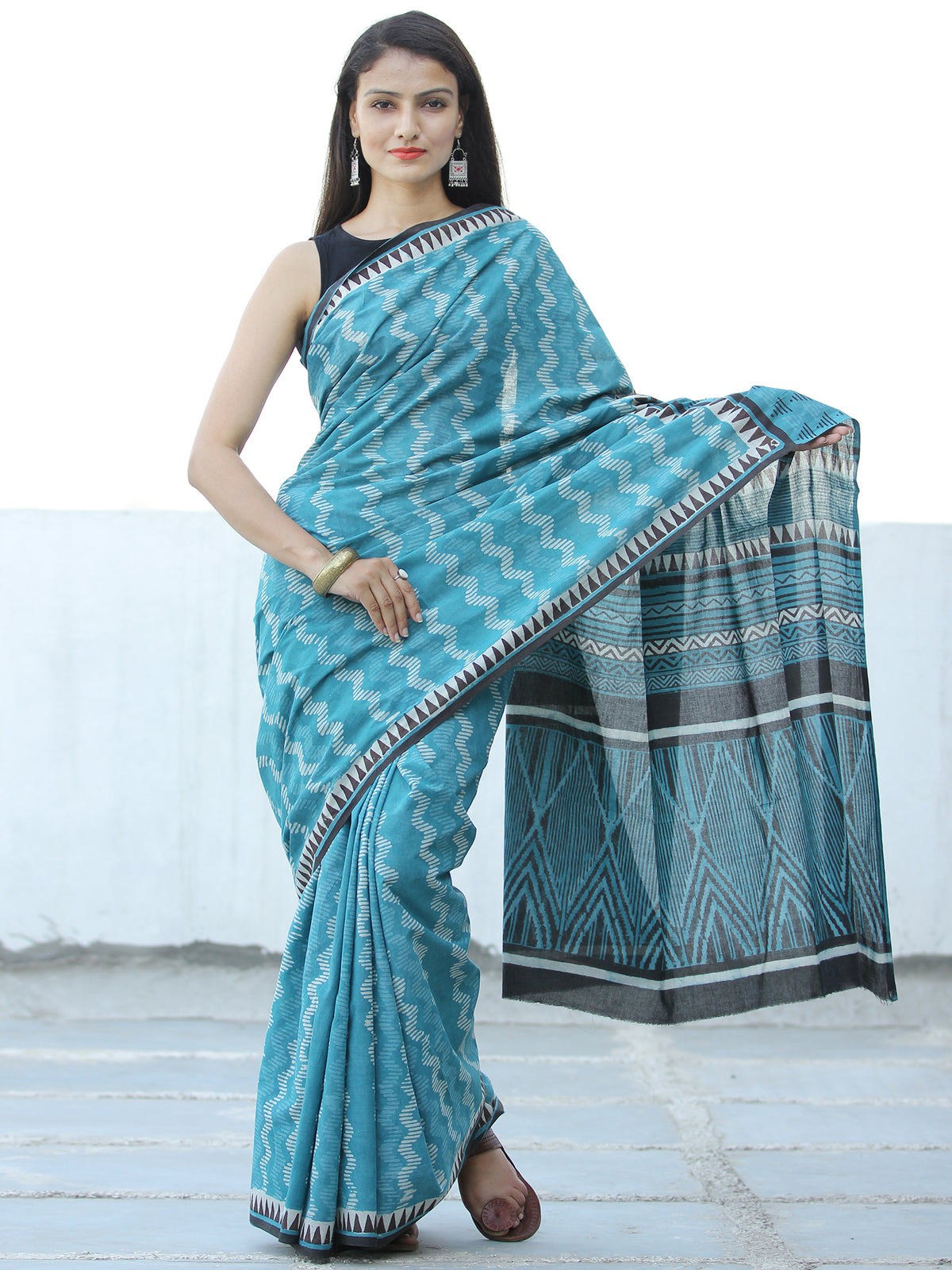 Teal Green White Hand Block Printed  Cotton Mul Saree - S031703979