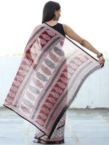 White Black Red Bagh Hand Block Printed Kota Doria Saree - S031703899