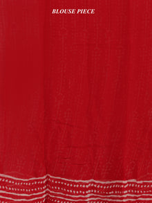 Red OffWhite Hand Block Printed Chiffon Saree With Zari Border - S031704709