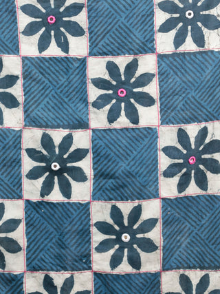 Indigo Grey White Hand Block Printed Cotton Mul Saree With Magenta Border & Mirror Work - S031703016