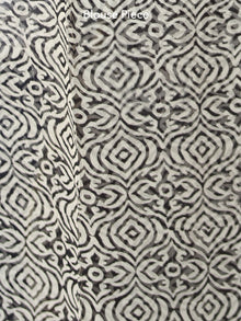 Ivory Rust Black Hand Block Printed Chiffon Saree with Zari Border - S031703912