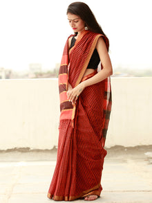 Brick Red Black Handloom Mangalagiri Cotton Saree With Zari Border - S031703851