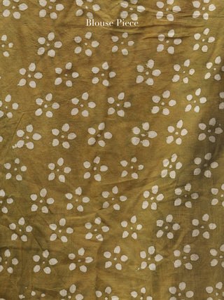 Olive Green Ivory Red Hand Block Printed Cotton Mul Saree - S031704453