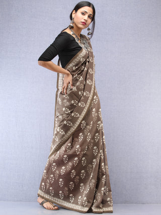 Kashish White Hand Block Printed Chanderi Saree With Zari Border - S031704531