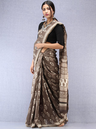 Kashish White Hand Block Printed Chanderi Saree With Zari Border - S031704531