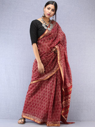 Maroon Ivory Hand Block Printed Maheshwari Silk Saree With Zari Border - S031704534