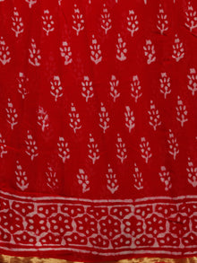 Red White Hand Block Printed Chiffon Saree with Zari Border - S031703224