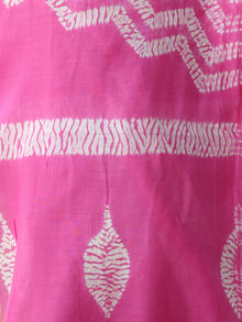 Pink White Shibori Chanderi Hand Block Printed Dupatta - D04170571