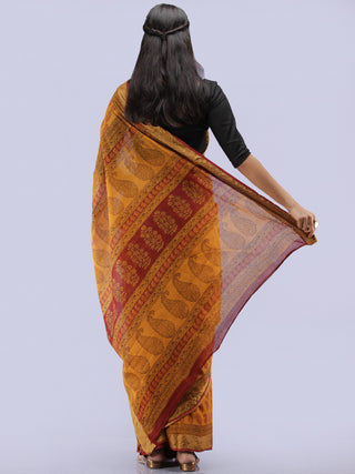 Mustard Red Printed Maheshwari Cotton Saree - S031704269