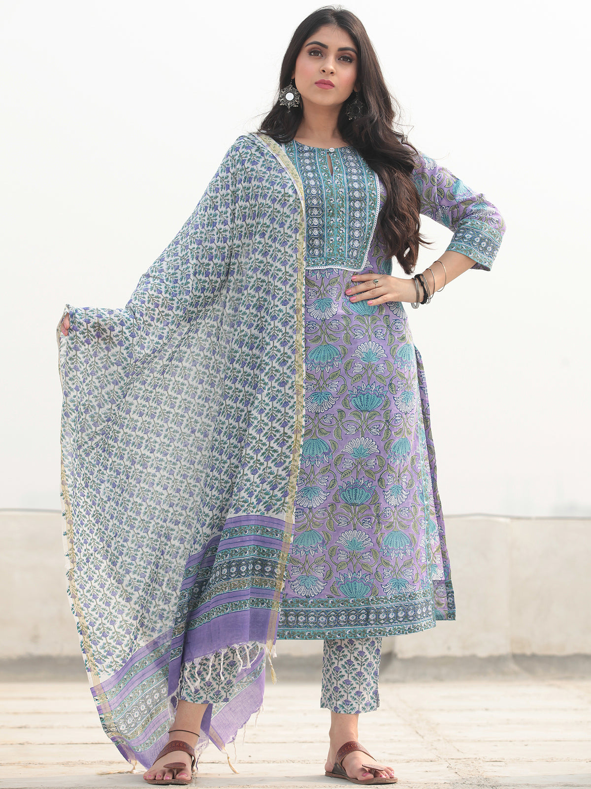 Jashn Tahsin - Set of Kurta Pants & Dupatta - KS60D2364D