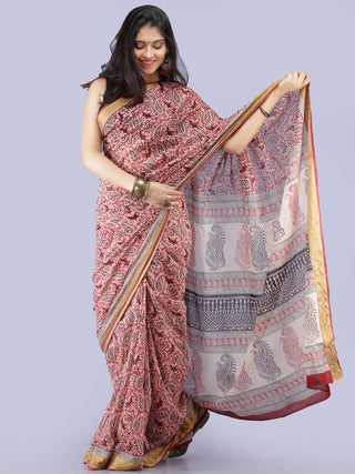 White Red Black Printed Maheshwari Cotton Saree - S031704271