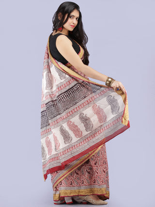 White Red Black Printed Maheshwari Cotton Saree - S031704271