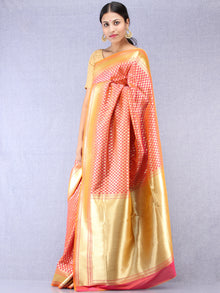 Banarasee Chanderi Silk Paisley Saree With Zari Border - Dual tone Orange Pink & Gold - S031704347
