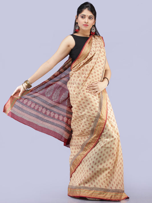 Ivory Red Black Printed Maheshwari Cotton Saree - S031704273