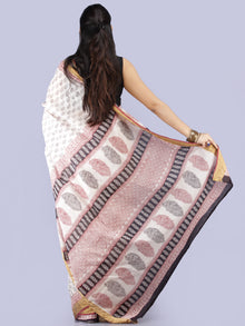 White Red Black Printed Maheshwari Cotton Saree - S031704275