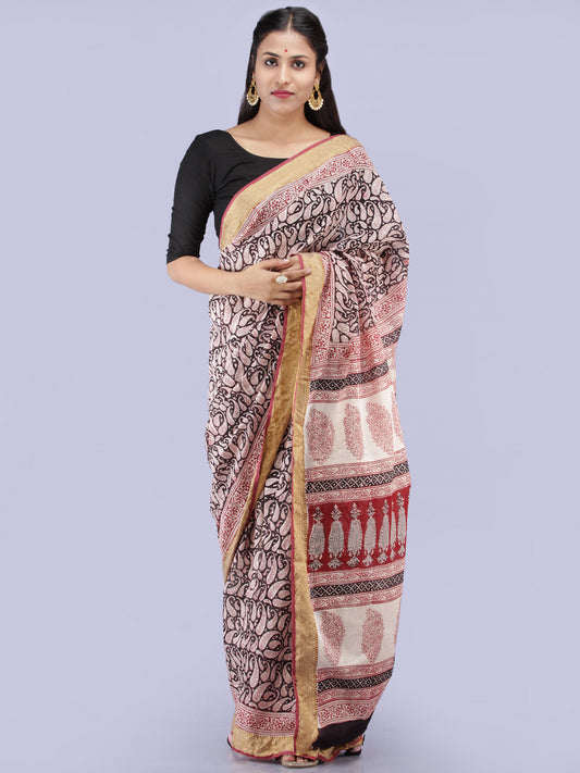 White Red Black Bagh Printed Maheshwari Cotton Saree - S031704276