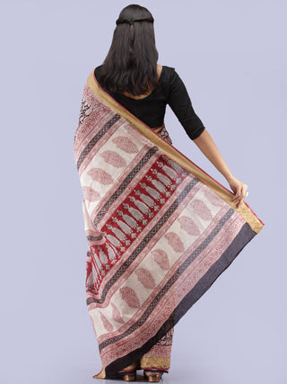 White Red Black Bagh Printed Maheshwari Cotton Saree - S031704276