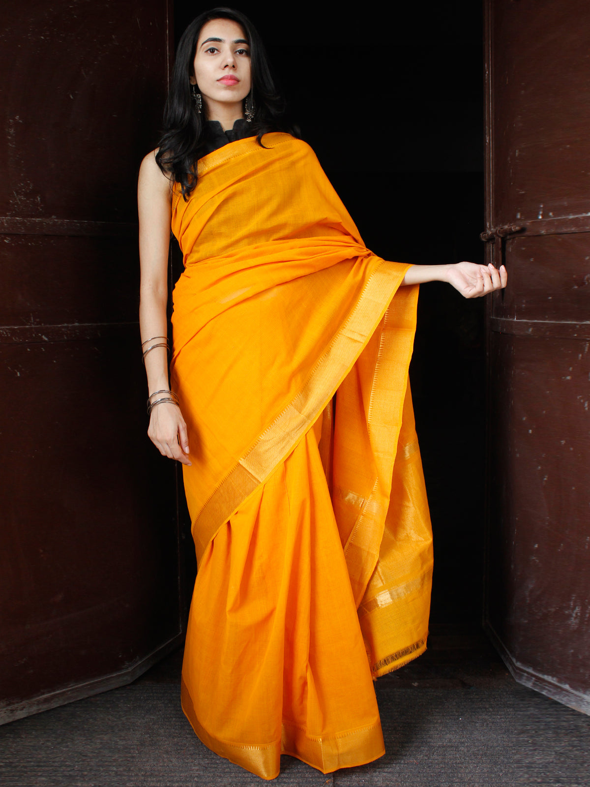 Orange Golden Handloom Mangalagiri Cotton Saree With Zari Border - S031703692