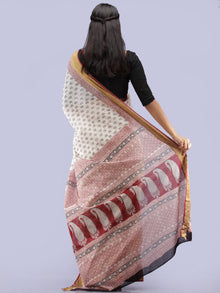 White Red Black Bagh Printed Maheshwari Cotton Saree - S031704278