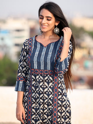 Bahaar Faryal - Set of Kurta Pants & Dupatta - KS60W2461D