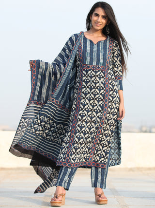 Bahaar Faryal - Set of Kurta Pants & Dupatta - KS60W2461D