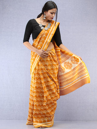Mustard Ivory Hand Block Printed Maheshwari Silk Saree With Zari Border - S031704482