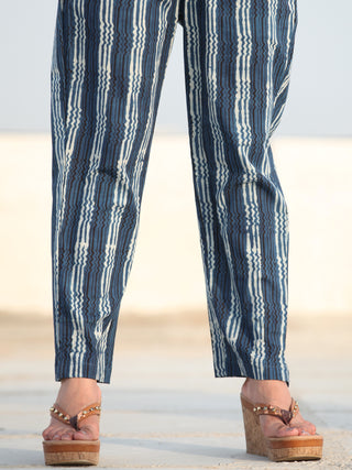 Bahaar Faryal - Set of Kurta Pants & Dupatta - KS60W2461D