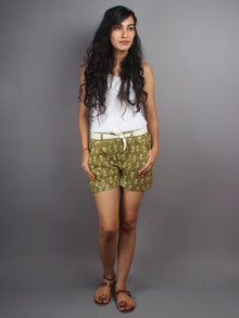 Green Hand Block Printed Shorts With Belt -S5296004