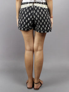 Black Hand Block Printed Shorts With Belt -S5296018