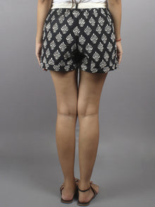 Black Hand Block Printed Shorts With Belt -S5296033