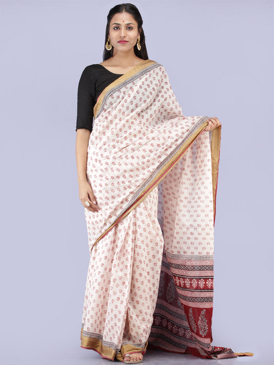 White Red Black Bagh Printed Maheshwari Cotton Saree - S031704284