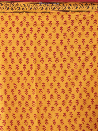 Mustard Maroon Bagh Printed Maheshwari Cotton Saree - S031704218