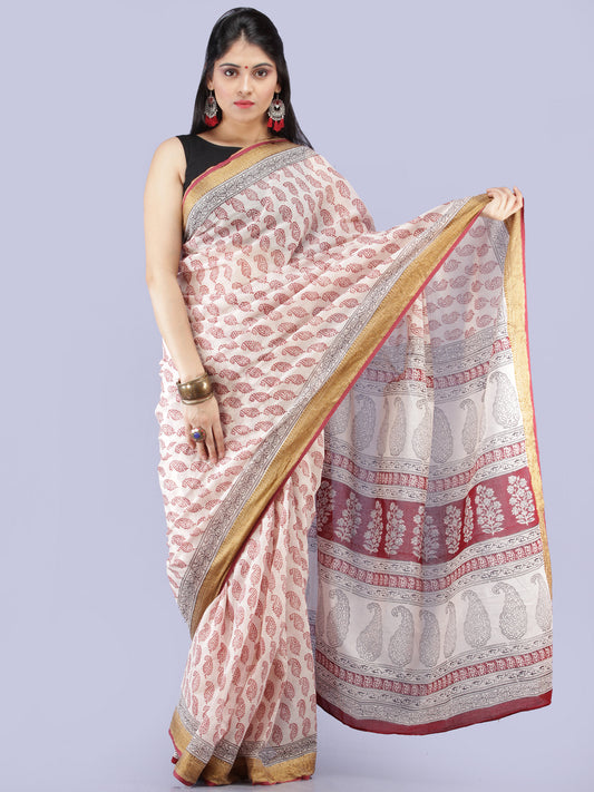 White Red Black Printed Maheshwari Cotton Saree - S031704285